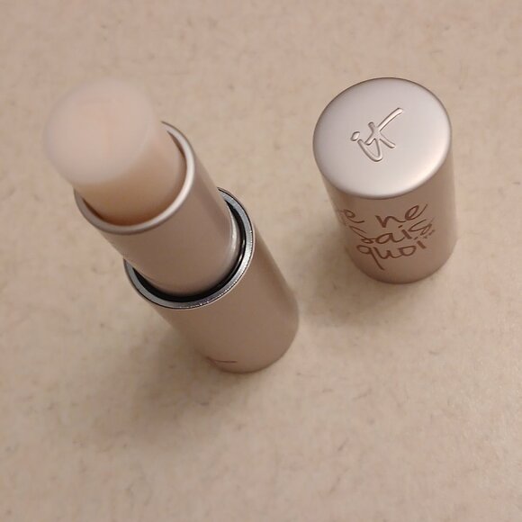 IT Cosmetics Je Ne Sais Quoi Anti-Aging Hydrating Lip Trio - Picture 4 of 7
